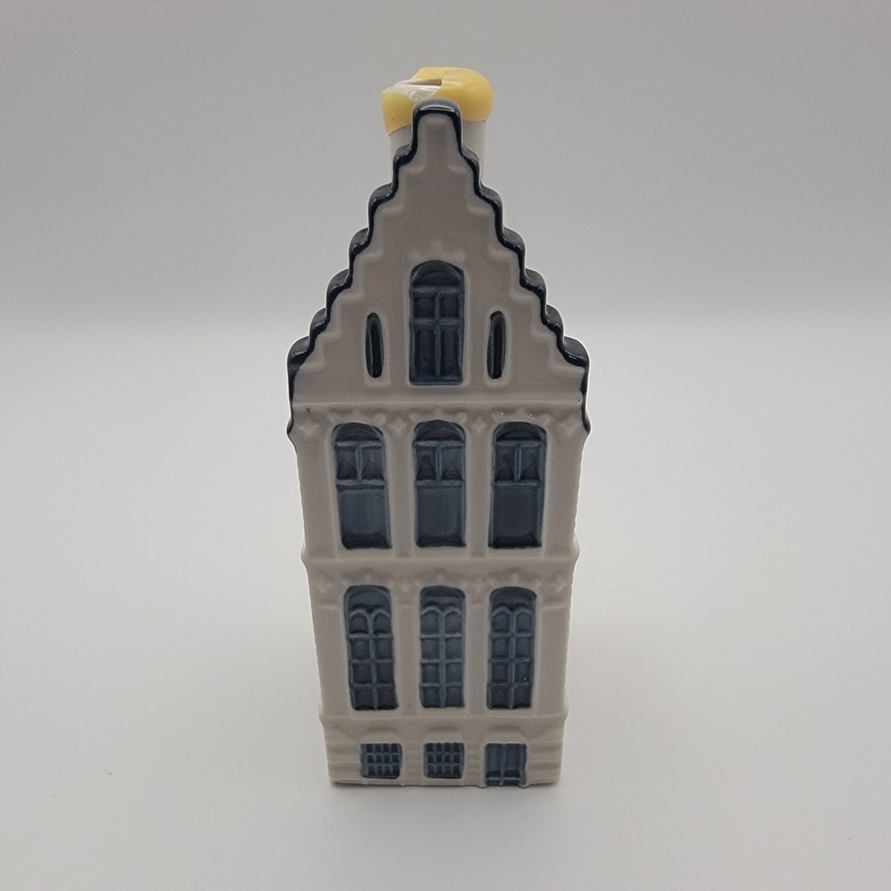 KLM Bols Blue Delft House 52 Bottle Empty 2013 Airline Collectible Ceramic